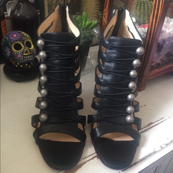 Christian Louboutin ❤️Preloved ❤️ Heels - Picture 1 of 5